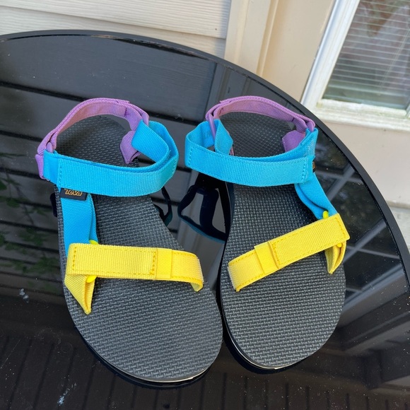 Teva Women's Sandals in Vibrant Blue and Yellow - Picture 1 of 3